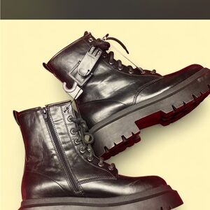 Chunky Lace-Up Combat Boots in Black